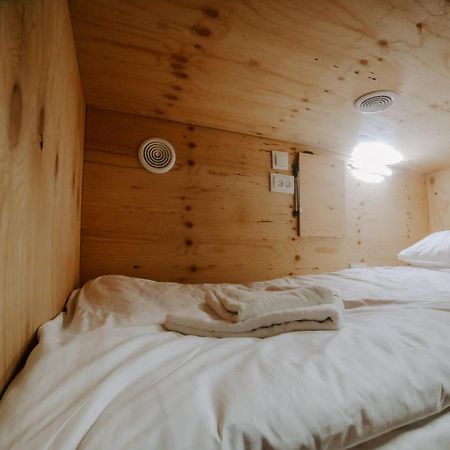 Capsule Hotel Osz Zewnętrze zdjęcie